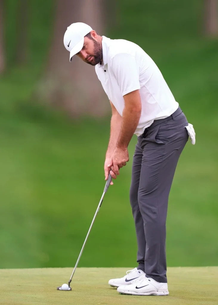 fortaleza mental golf scheffler golpear